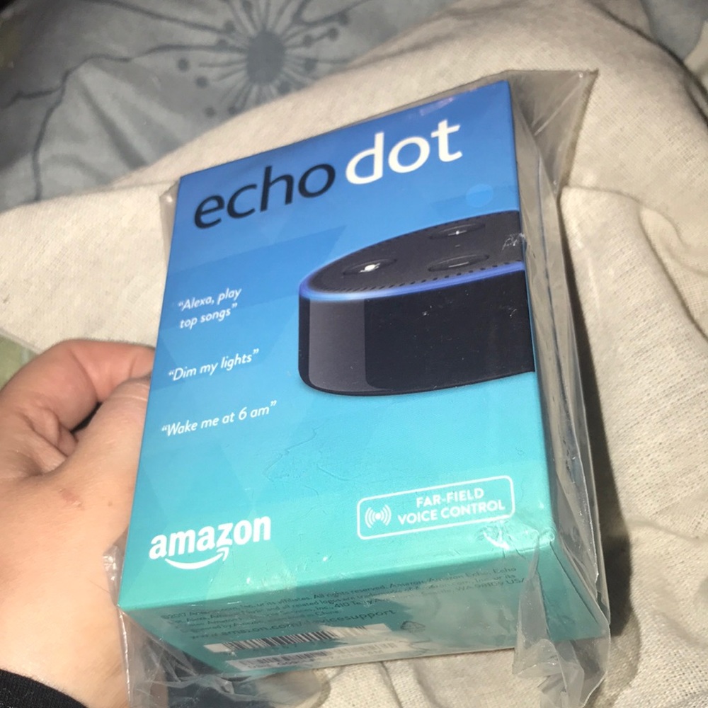 UNOPENED AMAZON ECHO DOT
